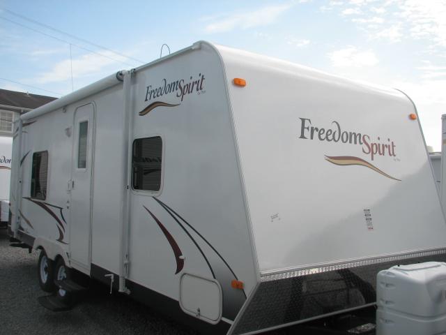 New 2010 Dutchmen Freedom Spirit FS250LE Travel Trailer For Sale